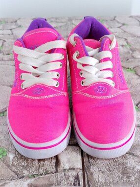 Heelys Kids Pro 20 Hot Pink Canvas Skate Shoes Youth Size 2 Wheeled HE100762